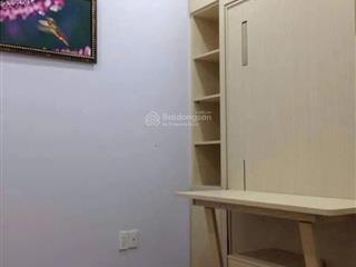Cho thuê căn 2p ngủ c/c hoa sen lạc long quân giá 11tr/th