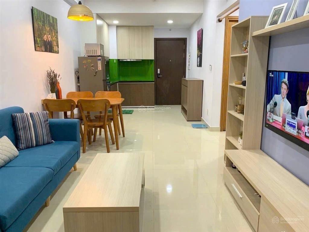 Cho thuê căn 2p ngủ c/c hoa sen lạc long quân giá 11tr/th