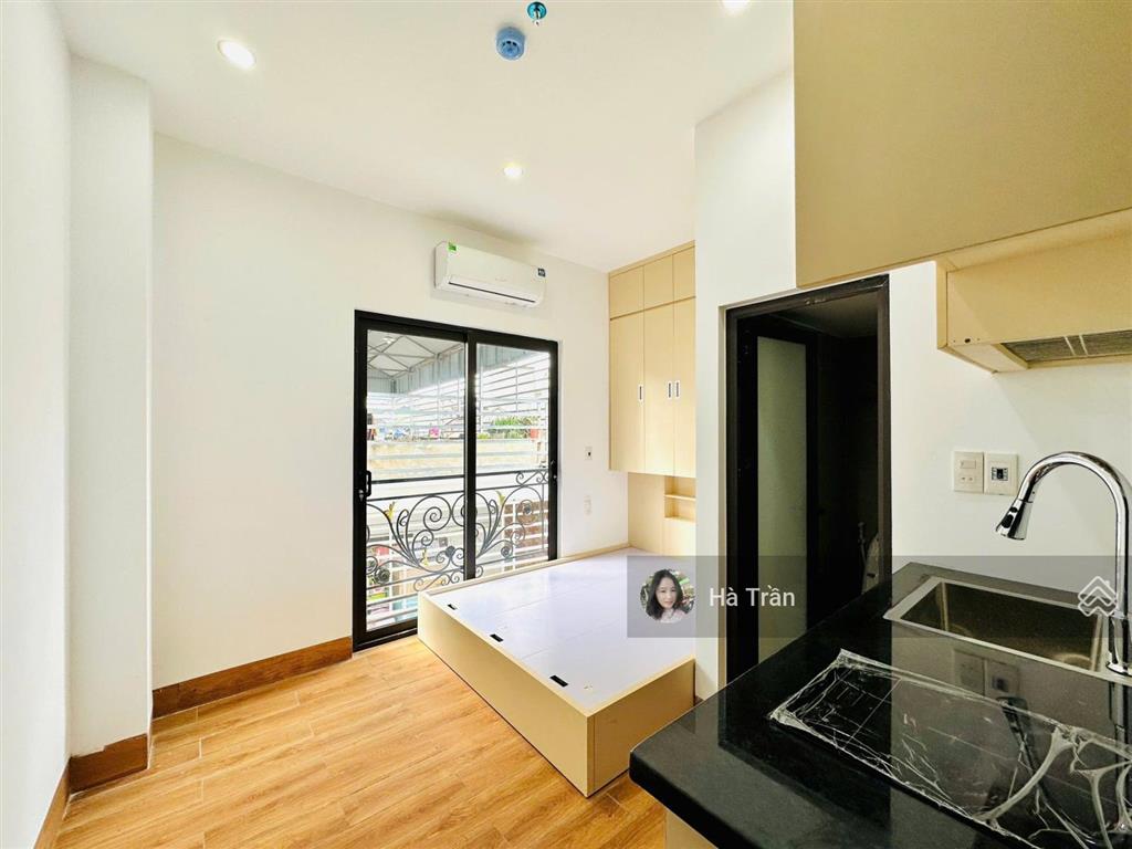 Toà chdv hào nam, 81m2*7t thang máy, 18 pkk, 2 thoáng vĩnh viễn, ngõ thông, sổ cc, sát ga cát linh.