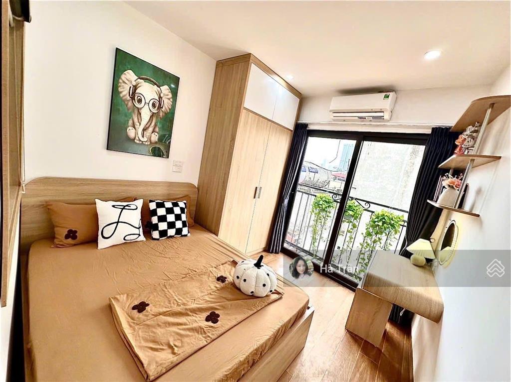 Bán toà chdv dịch vọng, 82m2*8t*22p studio, full thoáng, ô tô, thang máy, pccc, dt 130tr/tháng