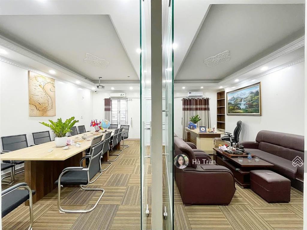 Gấp! sàn vp vương thừa vũ 130m2 chỉ 26tr/tháng, sẵn nội thất vp vào làm ngay, bảo vệ 24/7