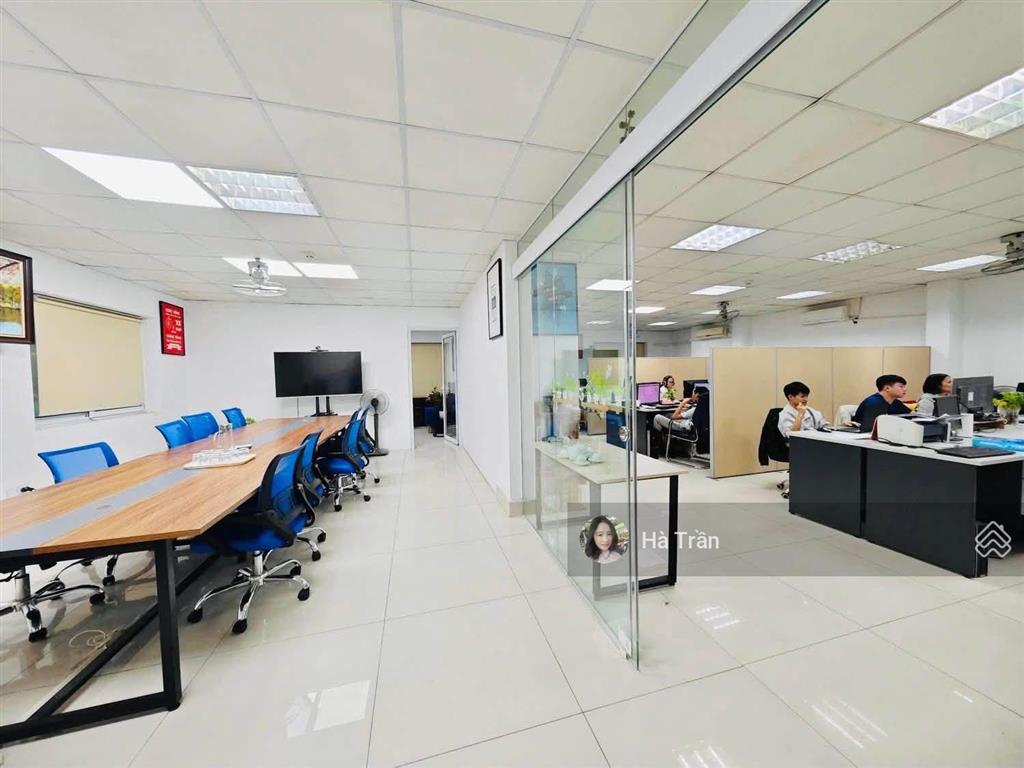 Căn góc! sàn vp thái hà 165m2 cho thuê 31tr/tháng, miễn phí dịch vụ, thang máy, bảo vệ, hầm xe