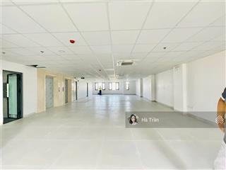 Sàn luxury! mặt phố hoàng cầu 180m2 cho thuê 48tr/tháng, 2 thang máy, hầm xe, 2 mặt tiền, bảo vệ