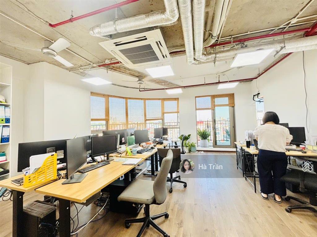 Nhanh chân! sàn vp đội cấn 140m2 cho thuê 26tr/tháng, view hồ, thang máy, 2 hầm xe, lô góc thoáng