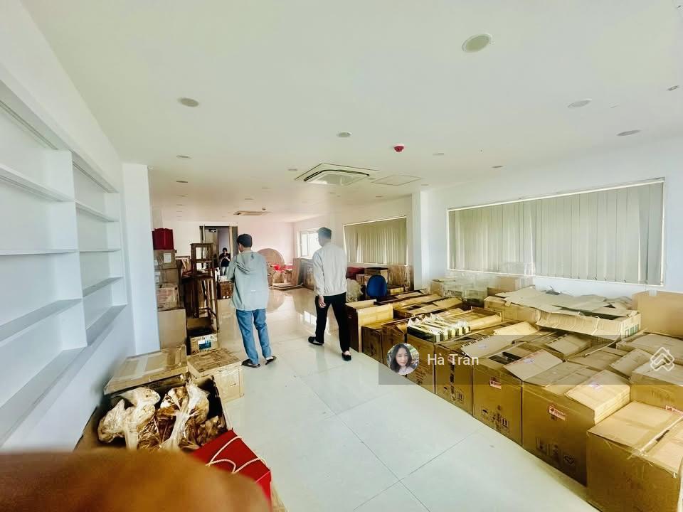 Nhanh chân! sàn vp mặt phố lê trọng tấn 150m2 chỉ 22tr/tháng, thang máy, hầm xe, bãi đỗ ô tô