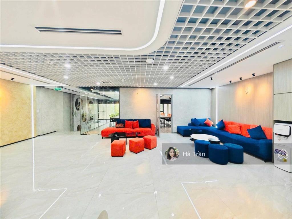 Siêu phẩm! sàn vp nguyễn trãi ngay cạnh vin cao xà lá 260m2 full nội thất chỉ 55tr/tháng, view hồ