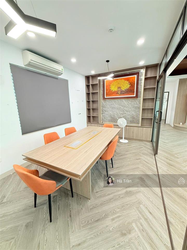 Sàn vp mễ trì 125m2 chỉ 45tr/tháng, full nội thất như hình, thang máy, hầm xe, sảnh tiếp đón