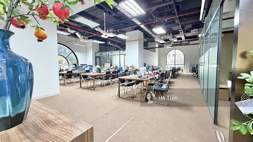 Cho thuê sàn vp vincom royal 72 nguyễn trãi 165m2 chỉ 231.390đ/m2 thang máy hầm xe chuyên nghiệp