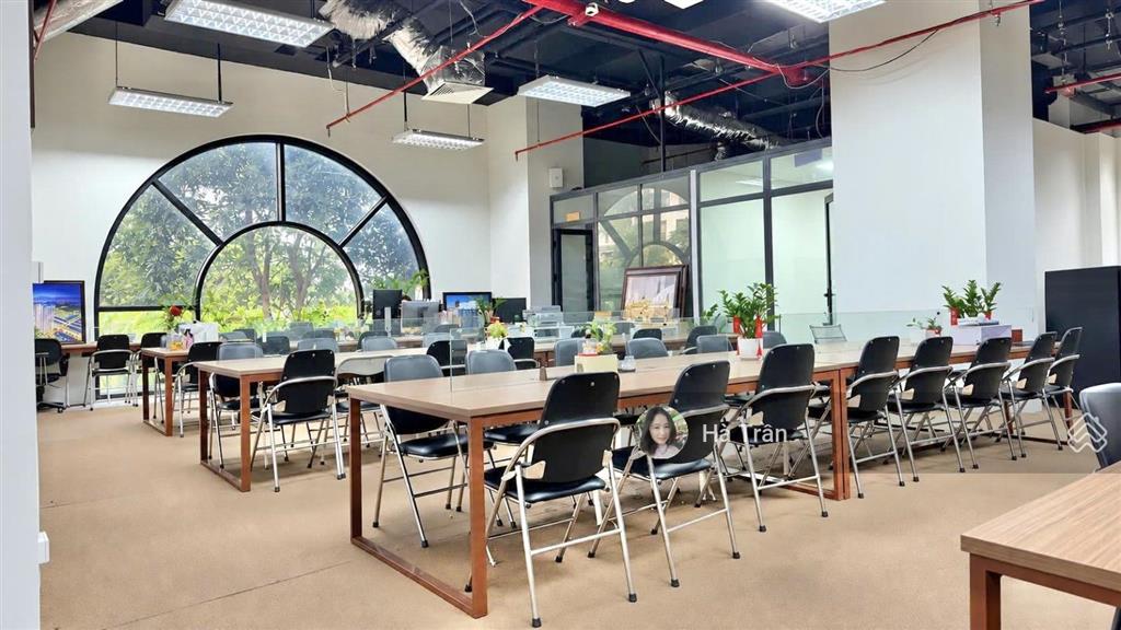 Cho thuê sàn vp vincom royal 72 nguyễn trãi 165m2 chỉ 231.390đ/m2 thang máy hầm xe chuyên nghiệp