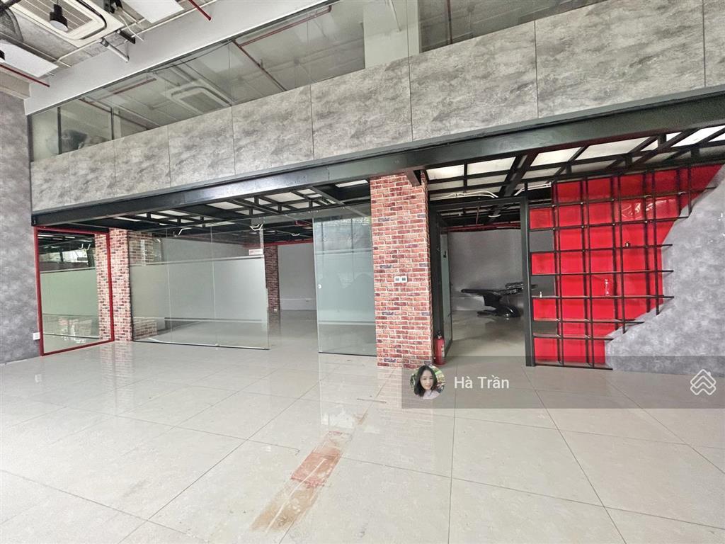 Gấp! sàn spa thái hà 150m2 cho thuê 30tr/tháng, mặt tiền 12m, hầm xe, bãi đỗ ô tô, bảo vệ 24/7
