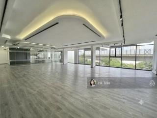 Đẹp mê! sàn vp kết hợp showroom mặt phố hoàng cầu 130m2 mặt tiền 15m, vỉa hè, view hồ, bảo vệ 24/7