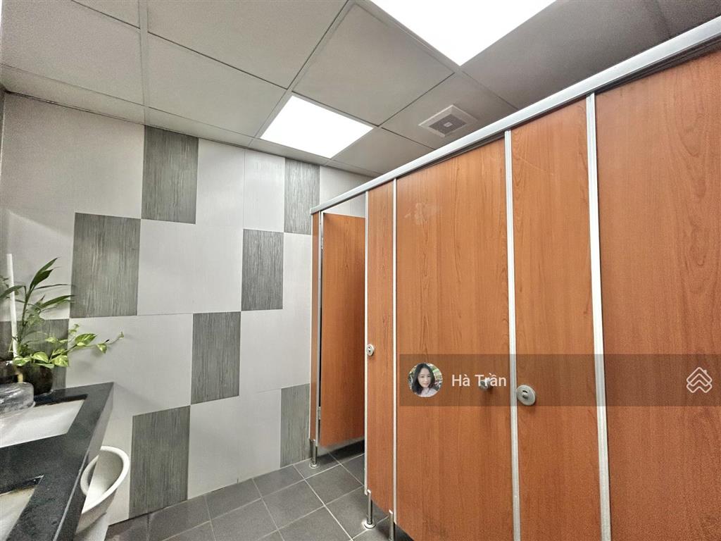 Đẹp mê! sàn vp kết hợp showroom mặt phố hoàng cầu 130m2 mặt tiền 15m, vỉa hè, view hồ, bảo vệ 24/7