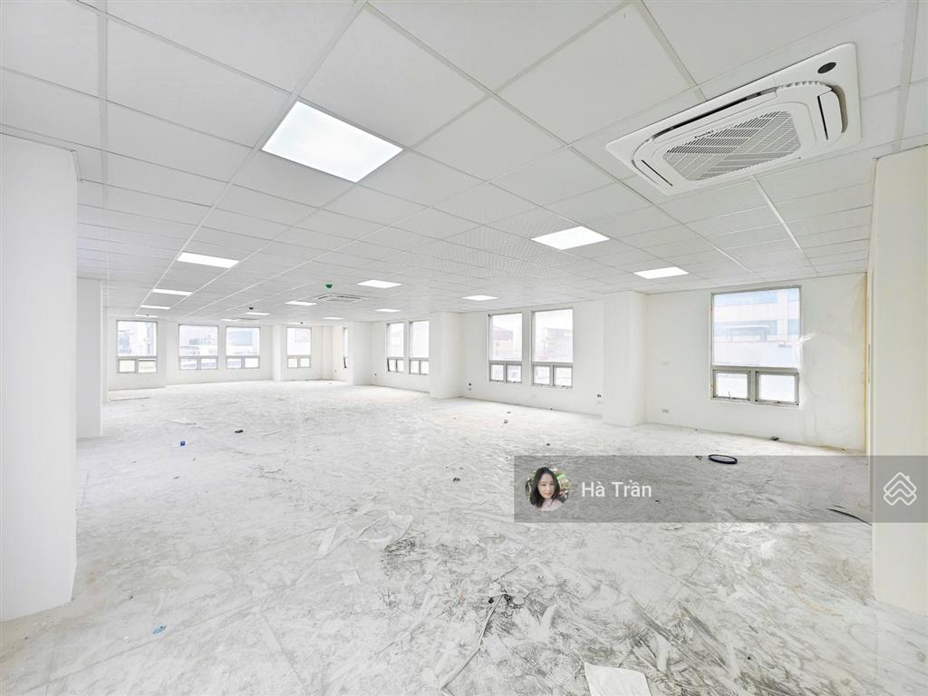 Cho thuê văn phòng cao cấp phố tôn đức thắng 200m2 chỉ 40tr/tháng, thang máy, hầm xe, nghiệm thu pc