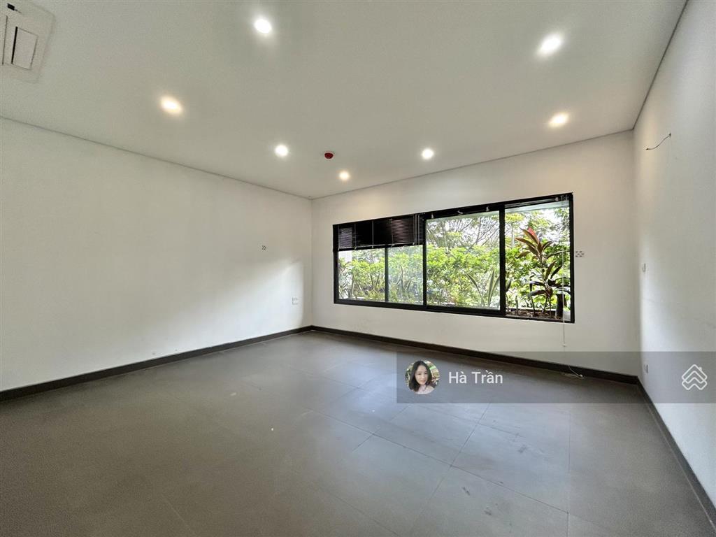 Thiết kế phong cách! sàn vp nguyễn xiển 120m2 cho thuê 21tr/tháng, thang máy, hầm xe, thoáng sáng
