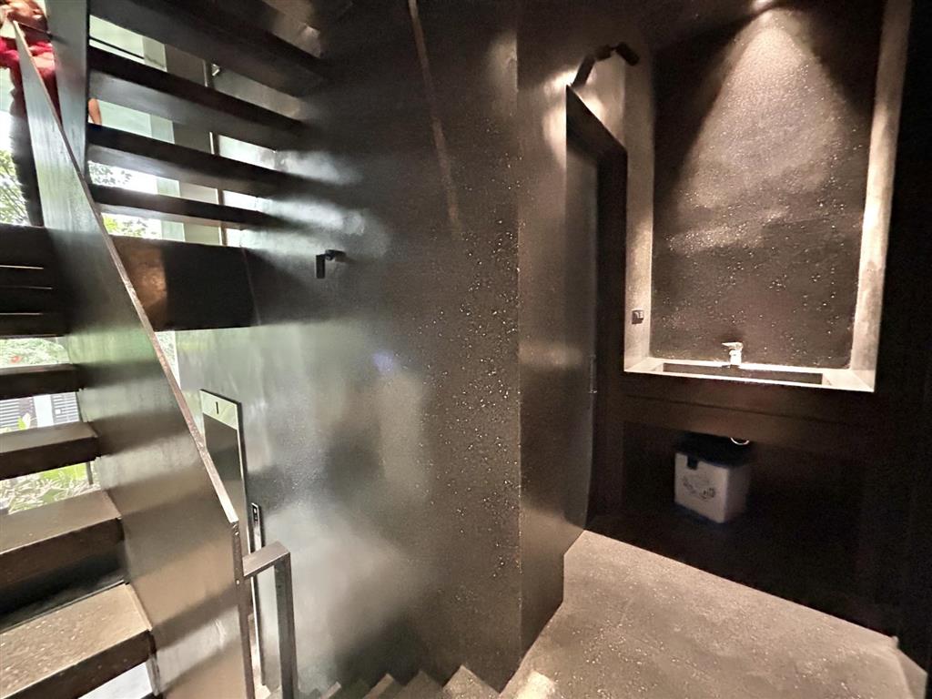 Thiết kế phong cách! sàn vp nguyễn xiển 120m2 cho thuê 21tr/tháng, thang máy, hầm xe, thoáng sáng