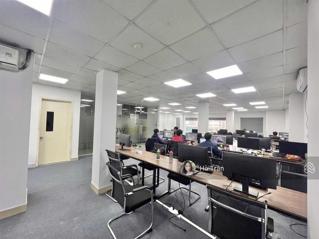 Giảm giá! sàn văn phòng khuất duy tiến 150m2 chỉ còn 24tr/tháng, thang máy, hầm xe, bảo vệ 24/7