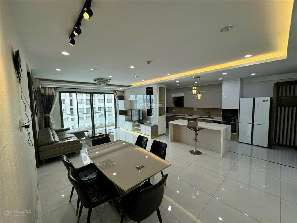 Cho thuê căn hộ 3pn quận 4 giá đẹp 2026.