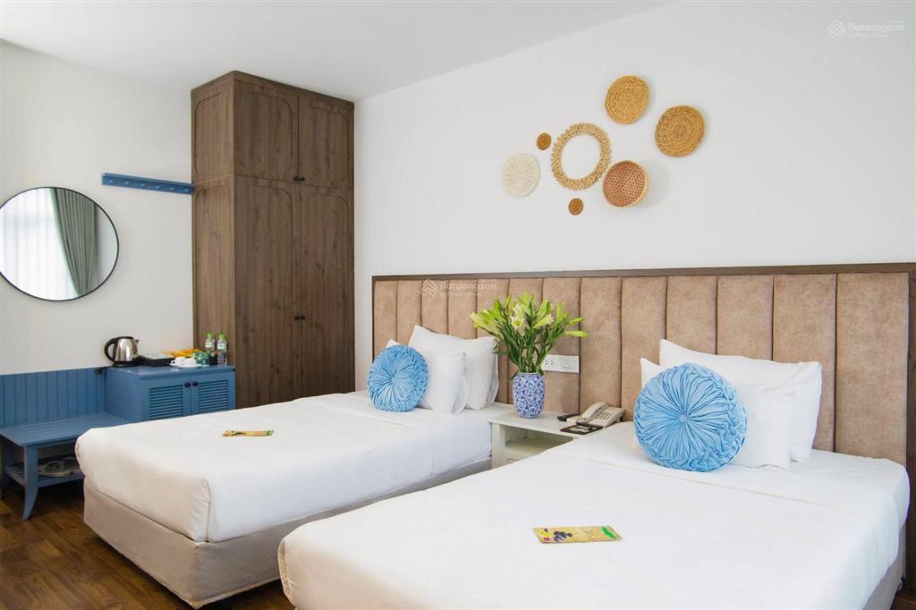 Đường trần thái tông  tòa khách sạn 4 sao đẳng cấp quốc tế, vị trí độc tôn  lô góc mặt tiền 23m