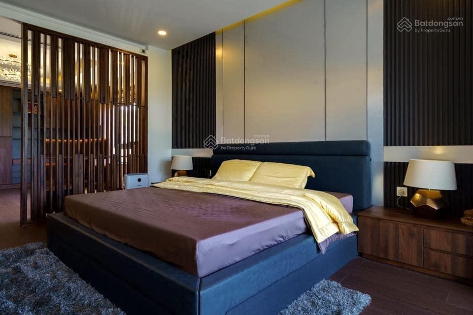 Bán nhà lạc long quân khu phân lô, hai thoáng, đường ô tô thông võ chí công