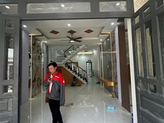 Bán nhà đường số 10. 4,5x17m. 1 trệt 1 lầu hẻm oto tránh