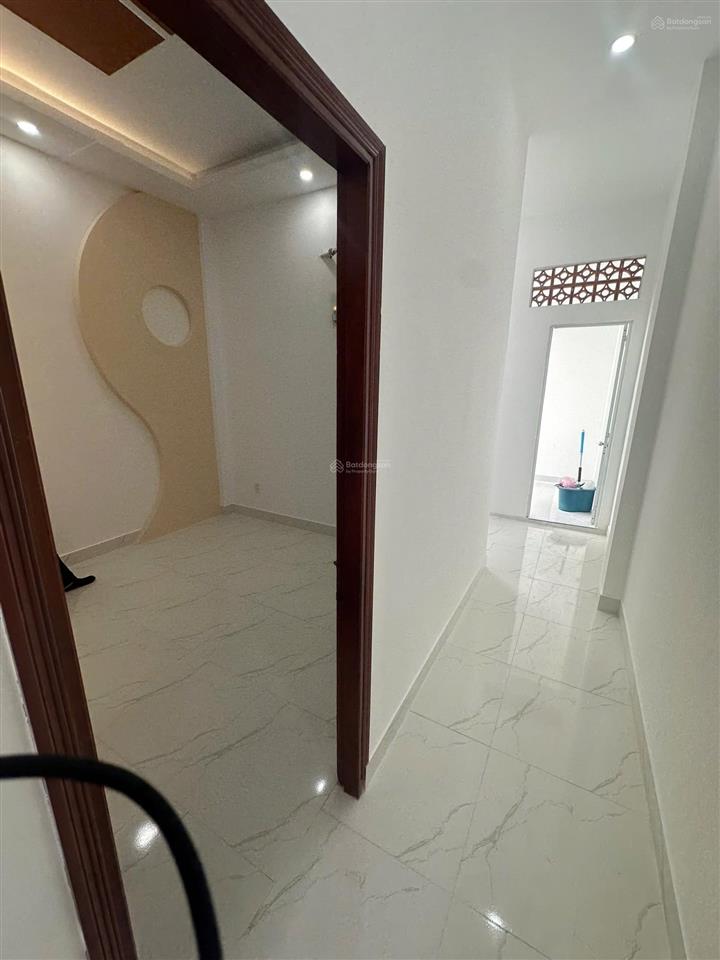 Bán nhà đường số 10. 4,5x17m. 1 trệt 1 lầu hẻm oto tránh