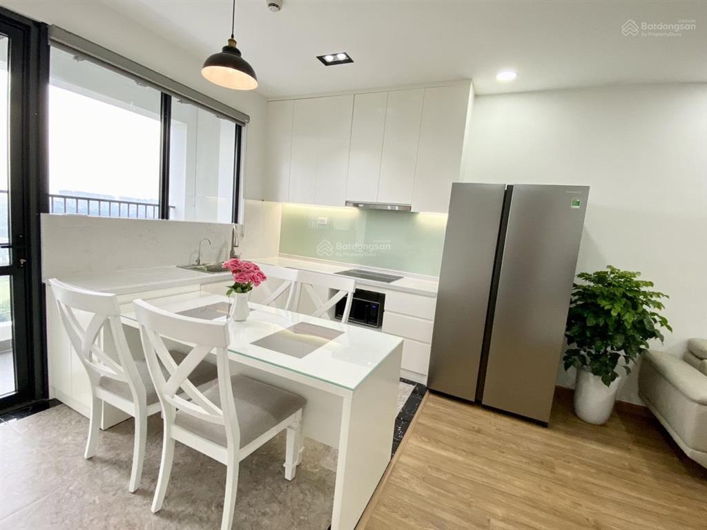 Bán nhanh căn 2pn 62m2 tại cc iris garden, view đẹp, giá 5.7 tỷ có slot oto .  0906 241 ***