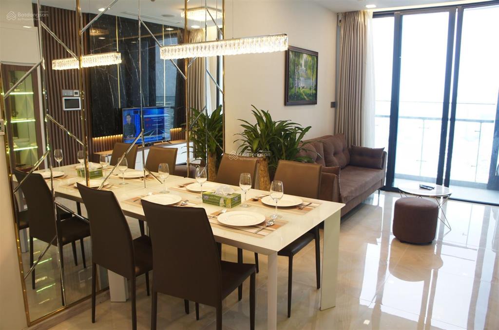 Chính chủ bán vinhomes golden river, 1 pn, full nội thất thiết kế cao cấp. có hđ thuê khách nhật