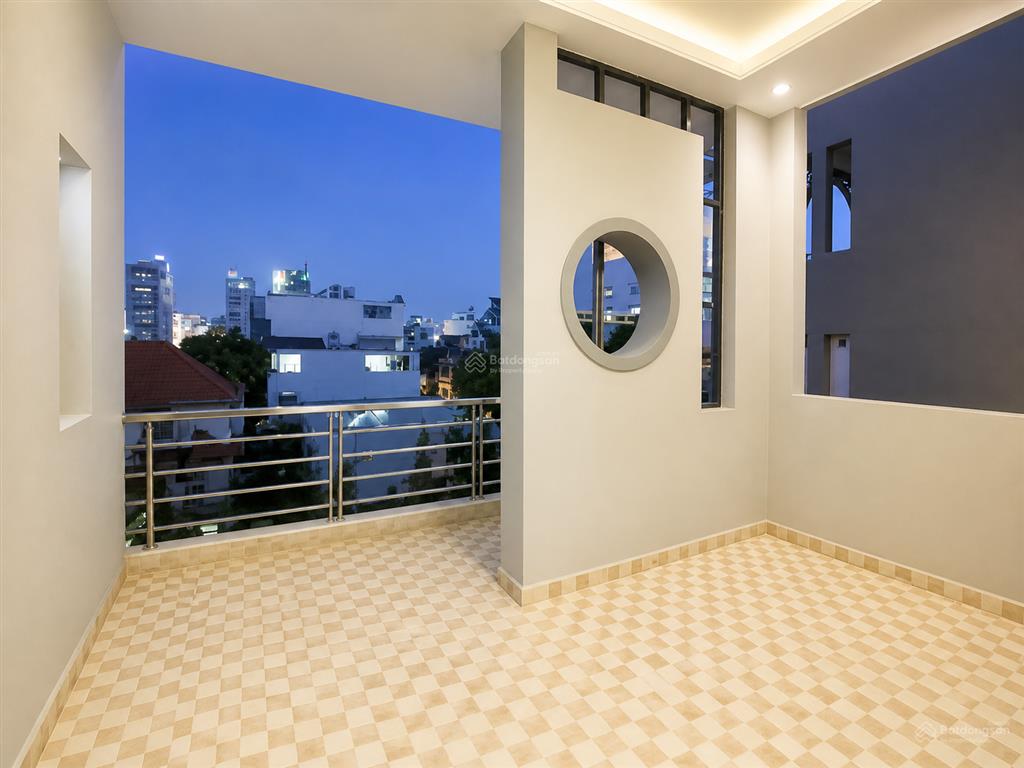 Nhà hxh 8m dương quảng hàm p.6 gò vấp, dt 4x17m, 1 trệt 3 lầu. giá 10,5 tỷ tl