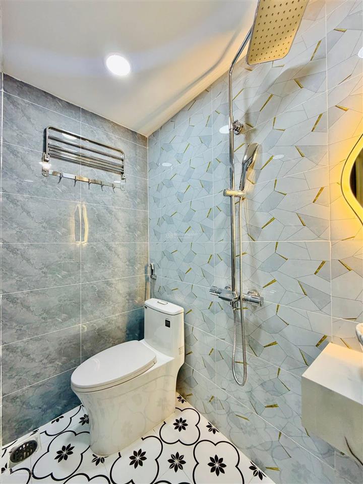 Hẻm 8m quang trung phường 8 gò vấp, dt 9,5x5,76m, 2 tầng. giá 5,93 tỷ tl