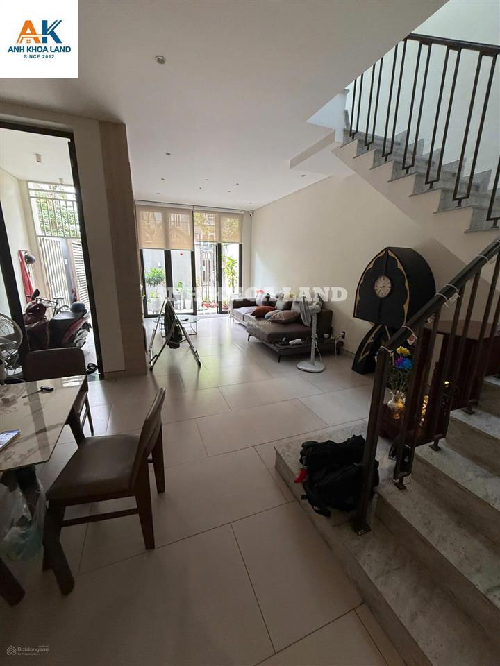 Bán biệt thự mới mặt tiền đường nguyễn công trứ khu kiến thiết vip nhất quận 9 ngang 6m cực hiếm