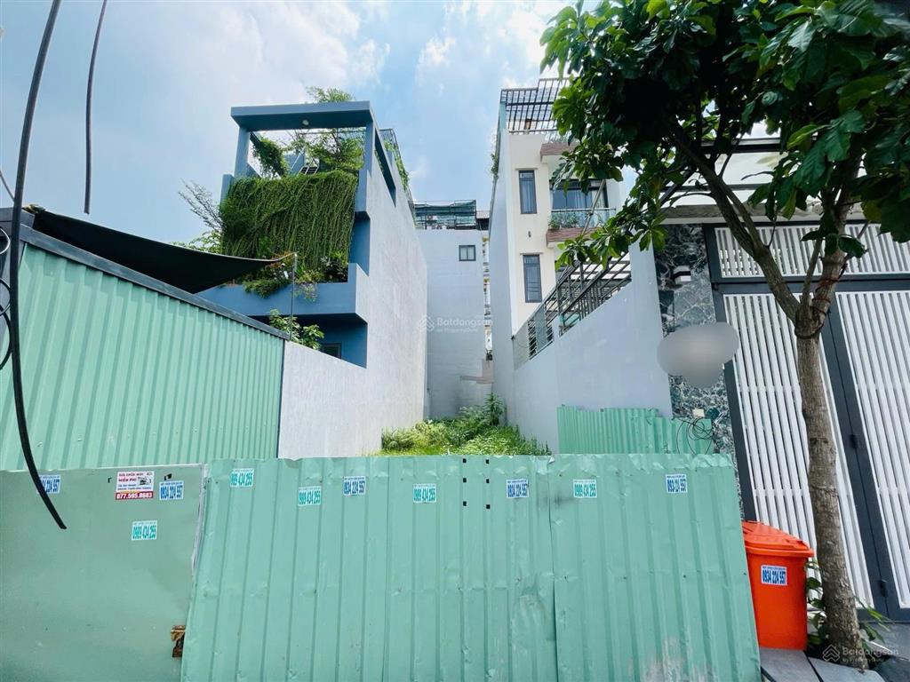 Bán đất mặt tiền đường 32 p.linh đông ra phạm văn đồng chỉ 150m xây dựng tự do cao tầng khu dân trí