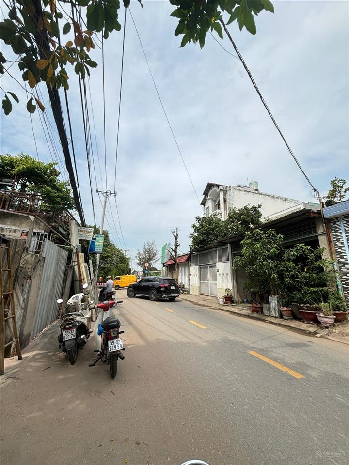 Bán đất mặt tiền đường 24 linh đông ngay phạm văn đồng cách vành đai 2 chỉ 200m ngang 6m cực hiếm