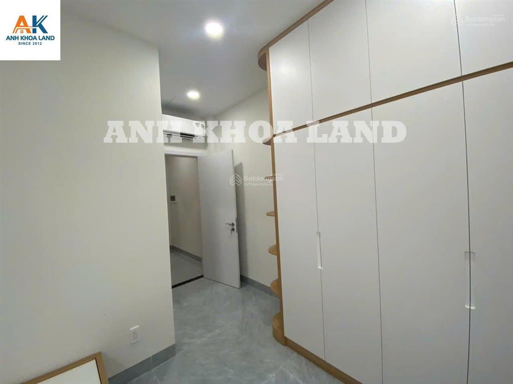 Bán nhà mới xây 4 tầng kdc ngay đường số 2 cách xa lộ hà nội và phạm văn đồng 400m kế vành đai 2