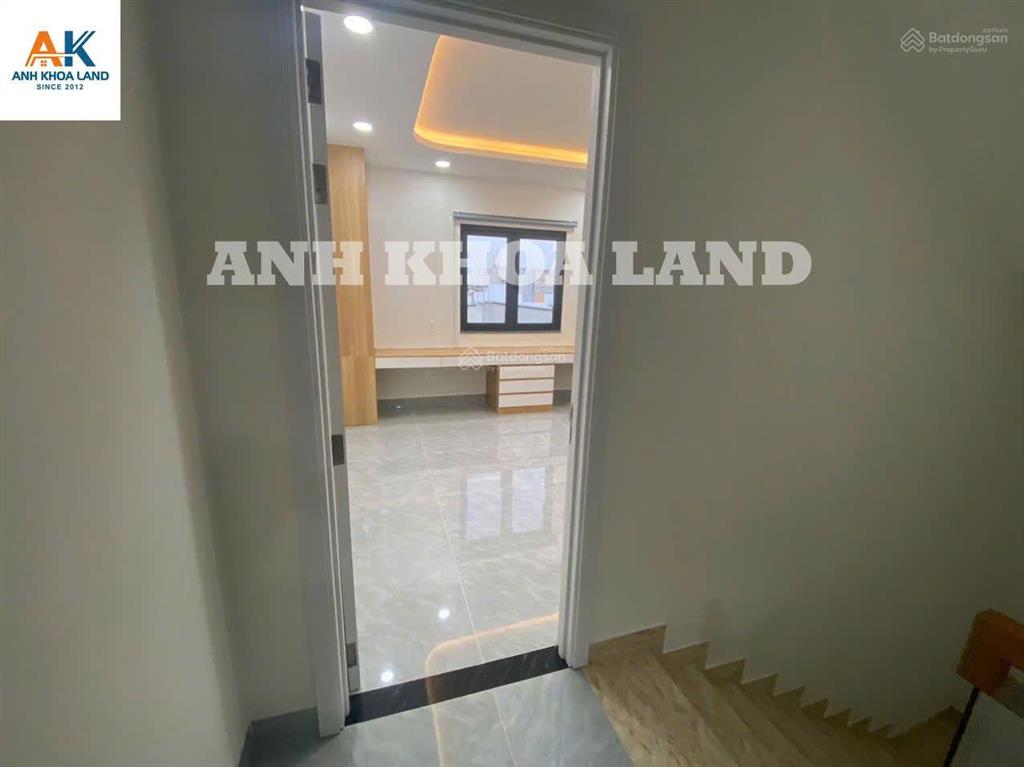 Bán nhà mới xây 4 tầng kdc ngay đường số 2 cách xa lộ hà nội và phạm văn đồng 400m kế vành đai 2