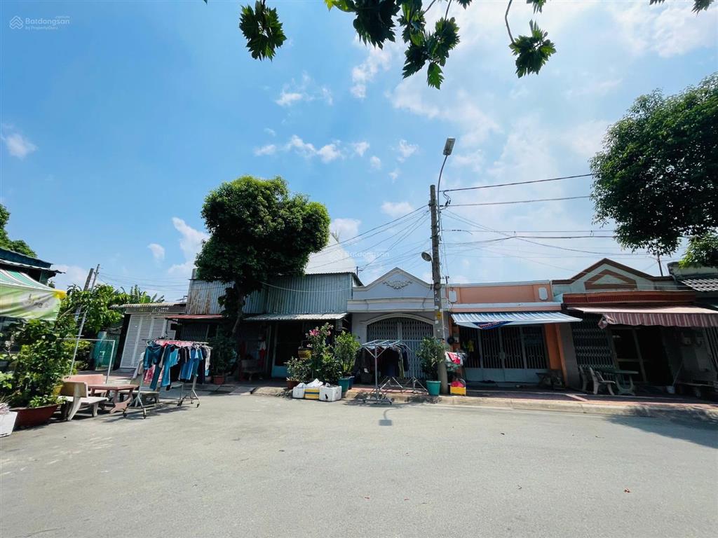Bán gấp nhà mặt tiền kinh doanh đại lộ 3 vip nhất khu phước bình ngay đỗ xuân hợp giá f0 đầu tư tốt