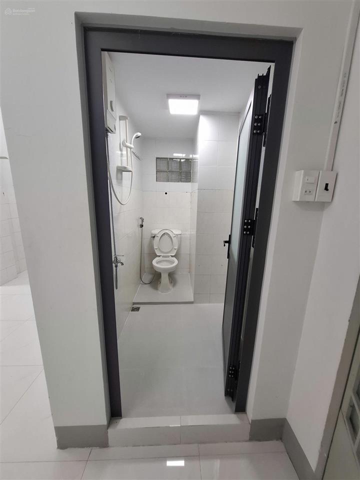 Bán căn hộ lý thường kiệt q10 50m2 (2pn) chính chủ đứng bán 2.75 tỷ