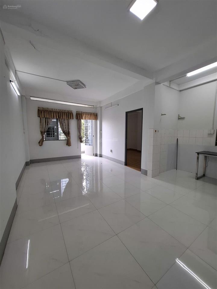 Bán căn hộ lý thường kiệt q10 50m2 (2pn) chính chủ đứng bán 2.75 tỷ