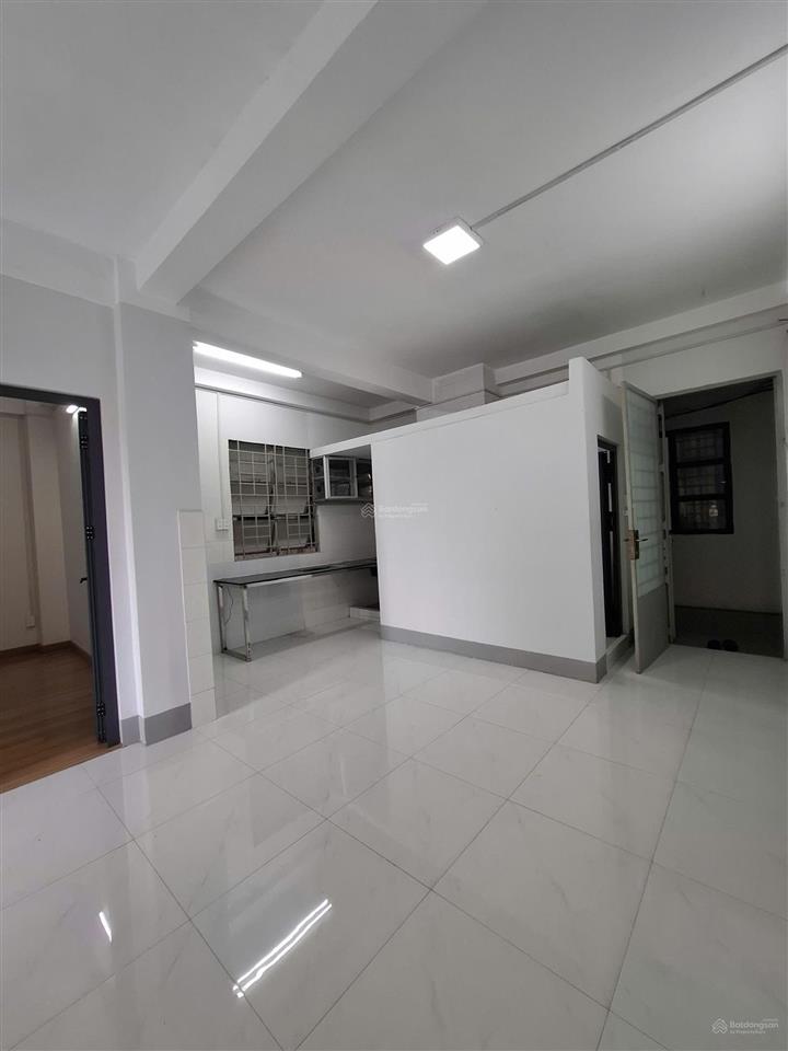 Bán căn hộ lý thường kiệt q10 50m2 (2pn) chính chủ đứng bán 2.75 tỷ