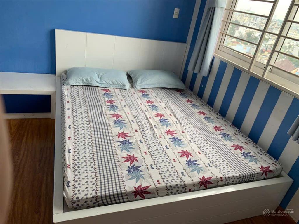 Bán căn hộ tản đà q. 5  100m 3pn 2wc  chủ một đời bán gấp đi mỹ  giá 5.9 tỷ