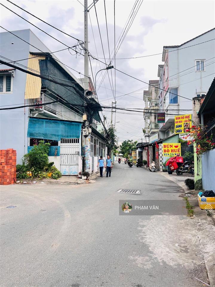 6 tỷ nhỉnh  có nhà mặt tiền kinh doanh 2 tầng  trung tâm thủ đức gần vincom