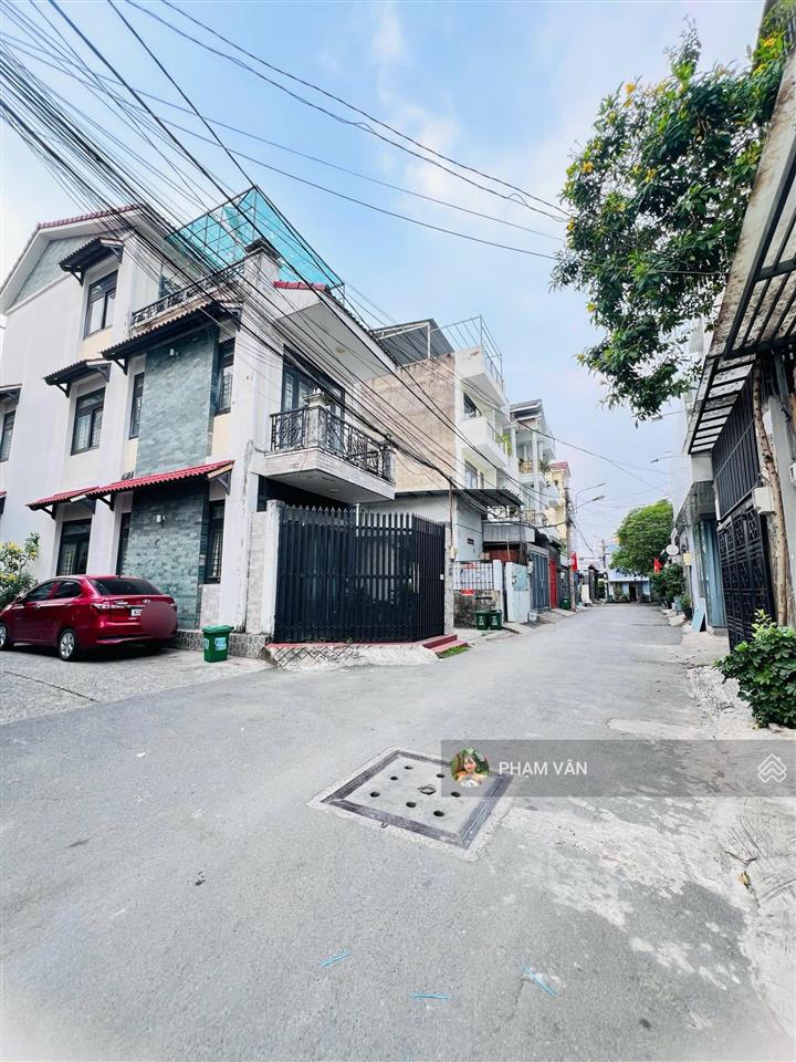Chốt gấp! nhà mặt tiền  sát phạm văn đồng  80m2  6ty nhinh
