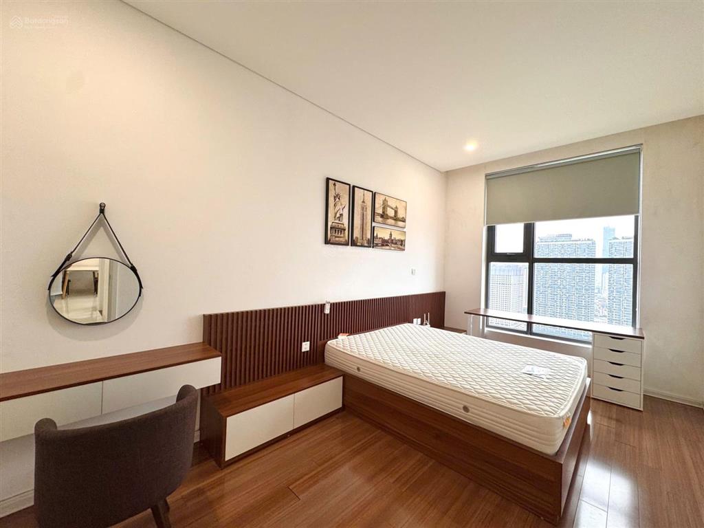 Cho thuê căn hộ central field trung kính, 15 triệu vnd, 70m2, view đẹp
