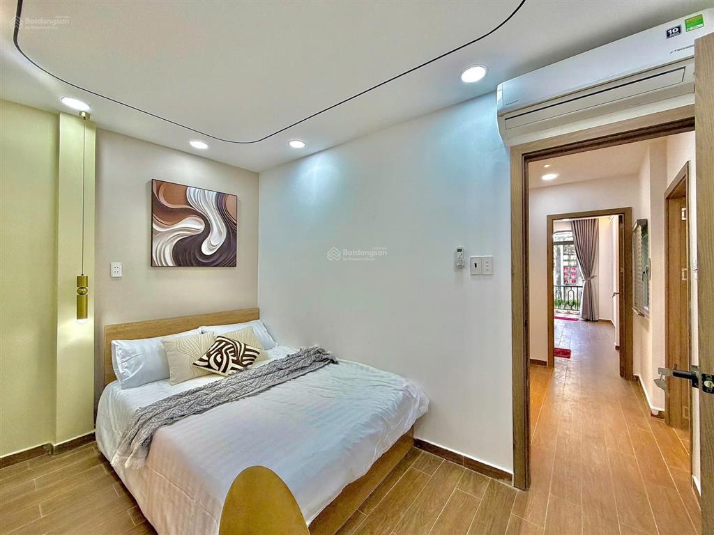Bán nhà mới phan văn hân sát quận 1. cn 50m2, 4pn, 3wc giá chỉ nhỉnh 6 tỷ