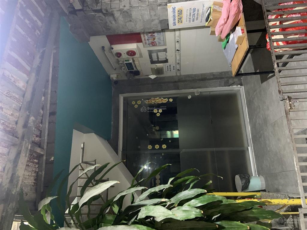 Nhà 10 tỷ có dòng tiền 60tr/ tháng, bình thạnh, sổ 57m2, 5 tầng, 300m2 sử dụng. giá siêu hời.