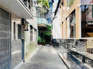 Nhà hiếm ngay lê quang định gần chợ bà chiểu. diện tích 52m² 4 phòng ngủ giá nhĩnh 7 tỷ.