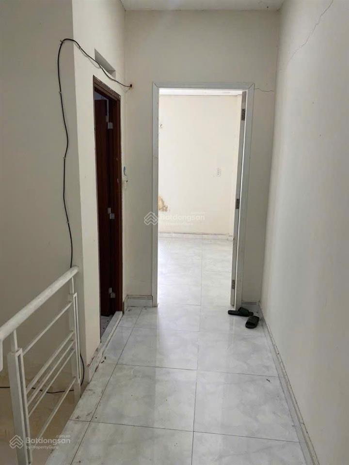Bán nhà cầu giao khẩu hà huy giáp gần 100m vuông giá hơn 10 tỷ