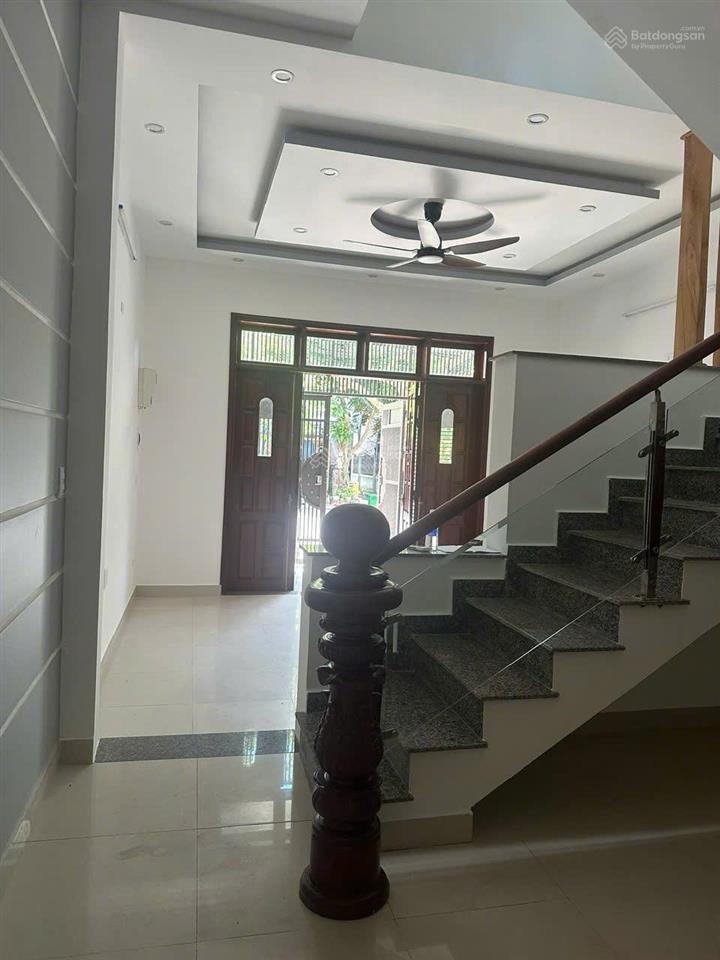 Bán nhà 2.5 tầng mặt tiền lớn trần duy chiến 10m5 sát vương thừa vũ  cách biển 500m giá 12.5tỷ