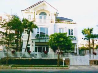 Cho thuê biệt thự đơn lập quận 7 phú mỹ hưng 4pn nhà như hình giá 90tr/th  0909 462 *** e thương