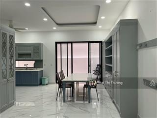 Cho thuê biệt thự phú mỹ hưng quận 7 4pn full nội thất đẹp cao cấp giá 52tr/th  0909 462 ***