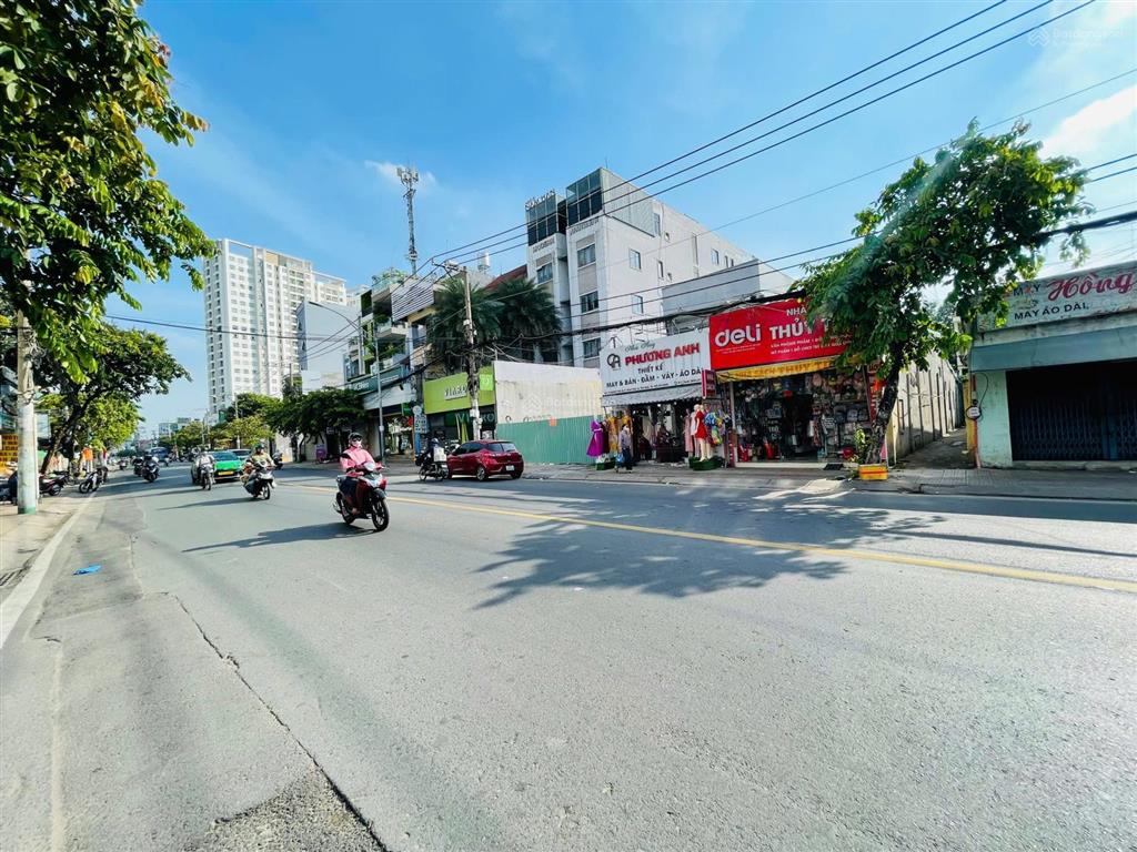 Bán nhà mặt tiền trong ngay chợ bắc ninh phường bình thọ